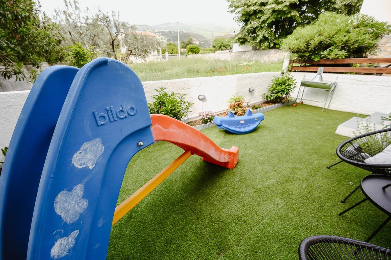 Le Petit Jardin Apartment Volos Exterior photo